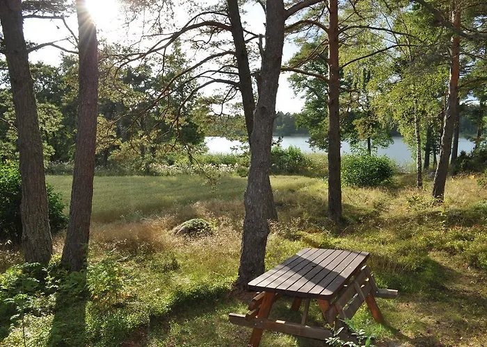 Hinders Nyaraló Nauvo