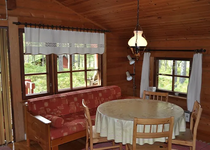 Hinders Nyaraló Nauvo